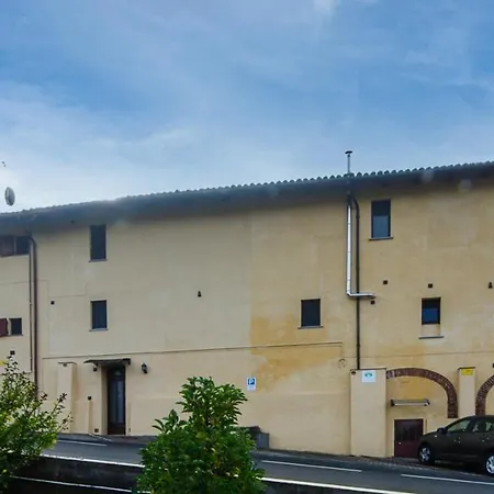 La Valle לינה וארוחת בוקר אסטי