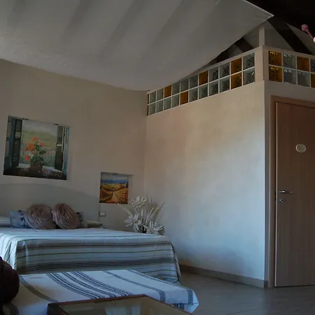 לינה וארוחת בוקר La Valle 4*