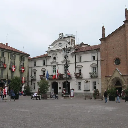 La Valle 3* Asti